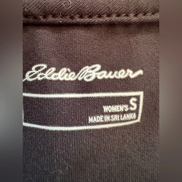 Eddie Bauer women’s BLACK Aster Crossover Tank Top
Dress size small preloved - Picture 10 of 10